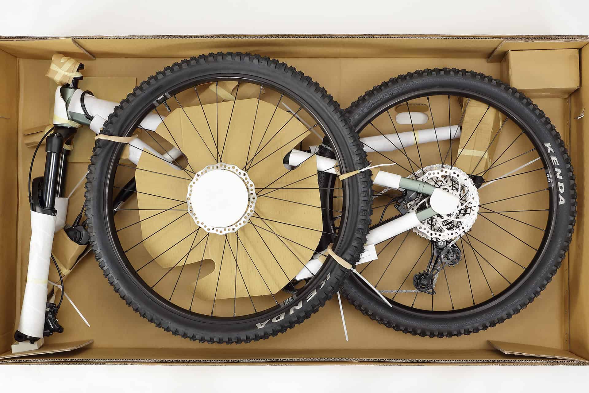 Among many other potential uses, Grønblå delivers plant-based and fully biodegradable materials for bike packaging. (Photo: Grønblå)