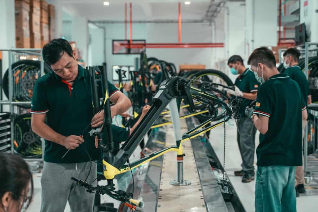 Concentrated in regions like Taichung, hundreds of suppliers work closely together to produce everything from tiny screws to high-tech frames and complete bicycles. (Photo: Werner Müller-Schell)